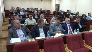 00018.MTS_snapshot_00.00.169-768x432