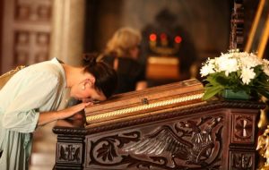 sveta-petka-trojerucica-crkva