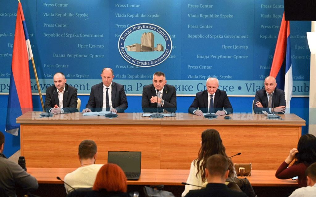 20251103161951_935911