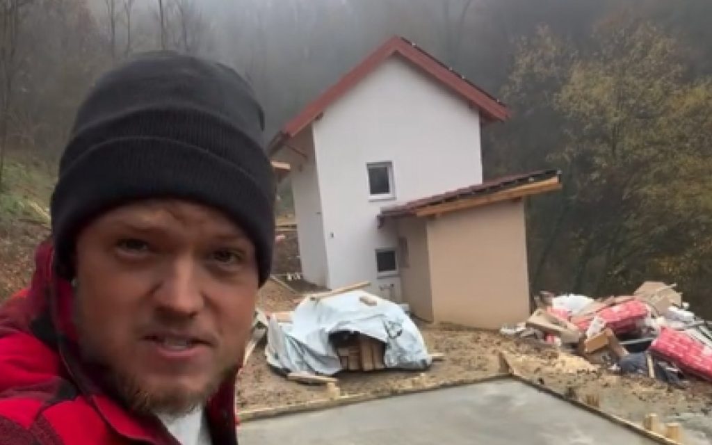 20251108160719_936728