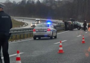 16d0fc69-1494-4bf2-be30-cfa28d1cf427