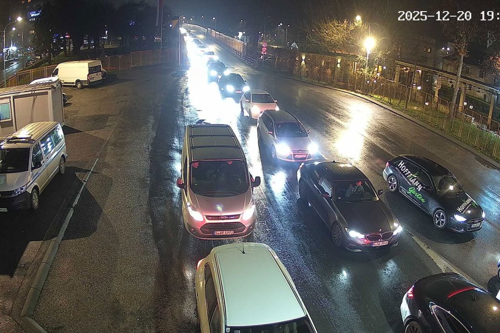 20251220194819_943307