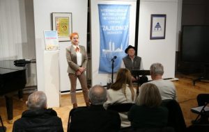 imic-i-biblioteka-1024x683