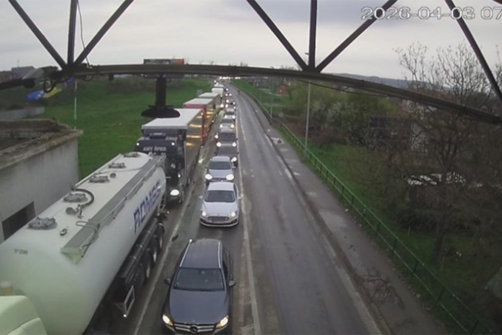 20260403072145_958721