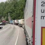 Teža saobraćajna nesreća kod Doboja, saobraćaj potpuno obustavljen