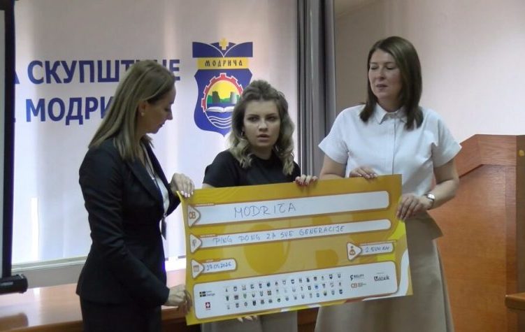 Modrica-Ugovori-Omladinska-banka-Modrica-za-panoramu.mp4_snapshot_04.11.400-1024x576