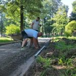 U Tesliću u toku radovi na uređenju gradskog parka i urbanog dijela grada (VIDEO)