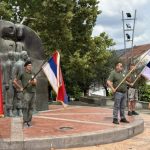 Četa vojne policije čuva uspomenu na saborce u Derventi (FOTO, VIDEO)