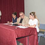 U Modriči potpisani ugovori za stipendiranje gimnazijalaca i pripadnika romske populacije (VIDEO)