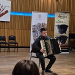 Mladi harmonikaš iz Doboja osvojio zlato na takmičenju u Pragu