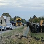Prevrnuo se kamion kod Modriče (FOTO, VIDEO)